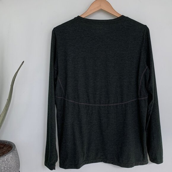 GapFit MaxHeat Crew XL long sleeve t-shirt - Picture 4 of 5